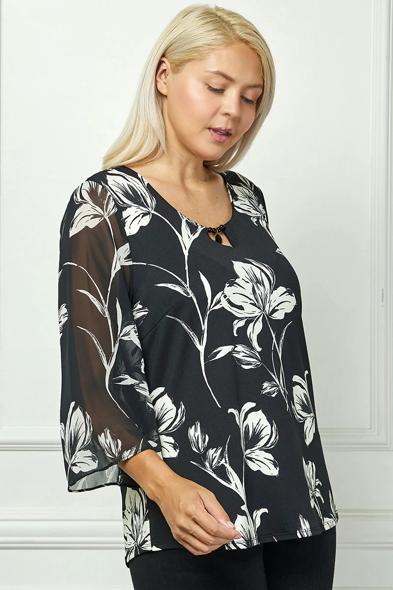 3/4 Flare Sleeve Cutout Trim Front Neck Swing Blouse in Black - Plus - Image 3
