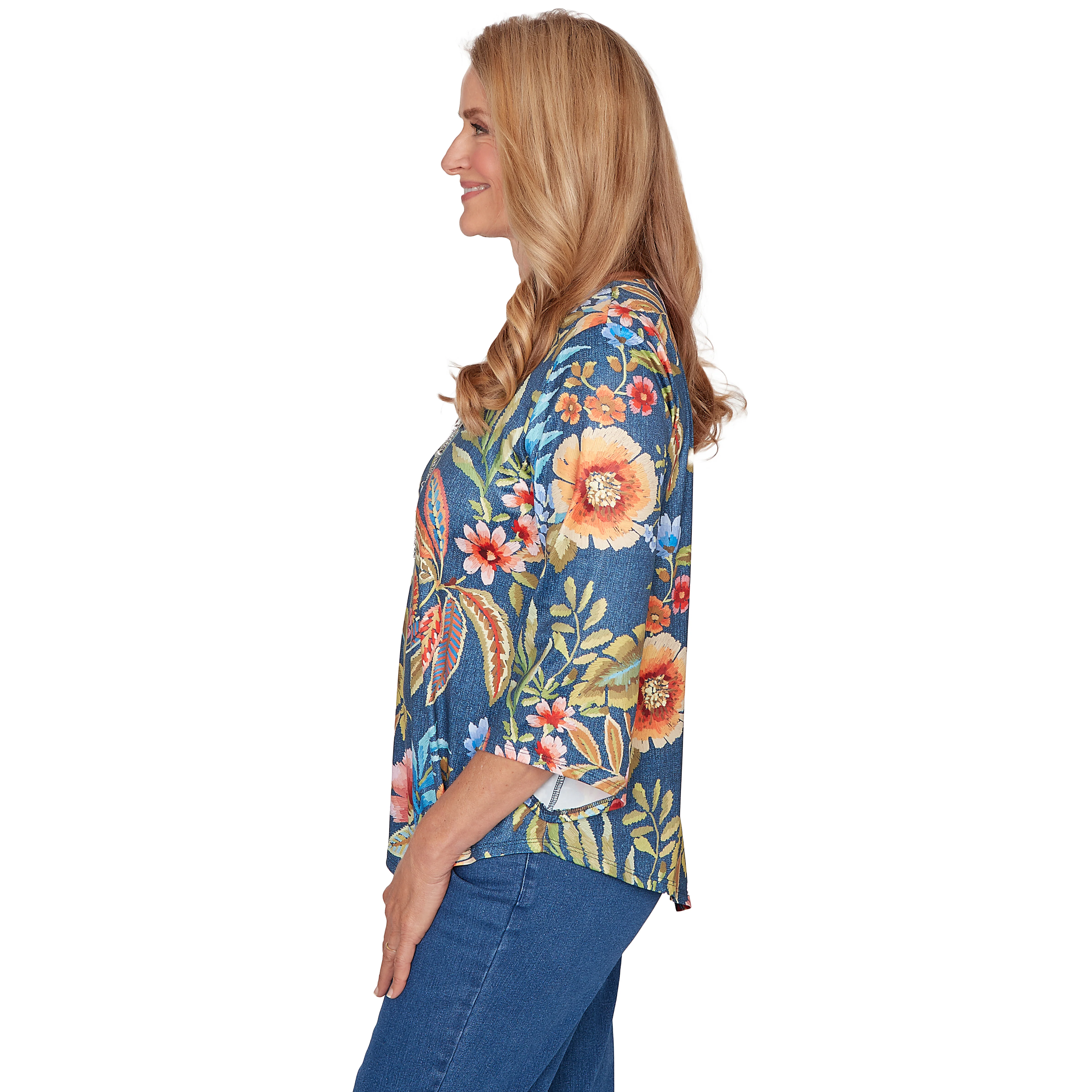 Alfred Dunner Floral Print Pointed Hem Top with Necklace - Image 4