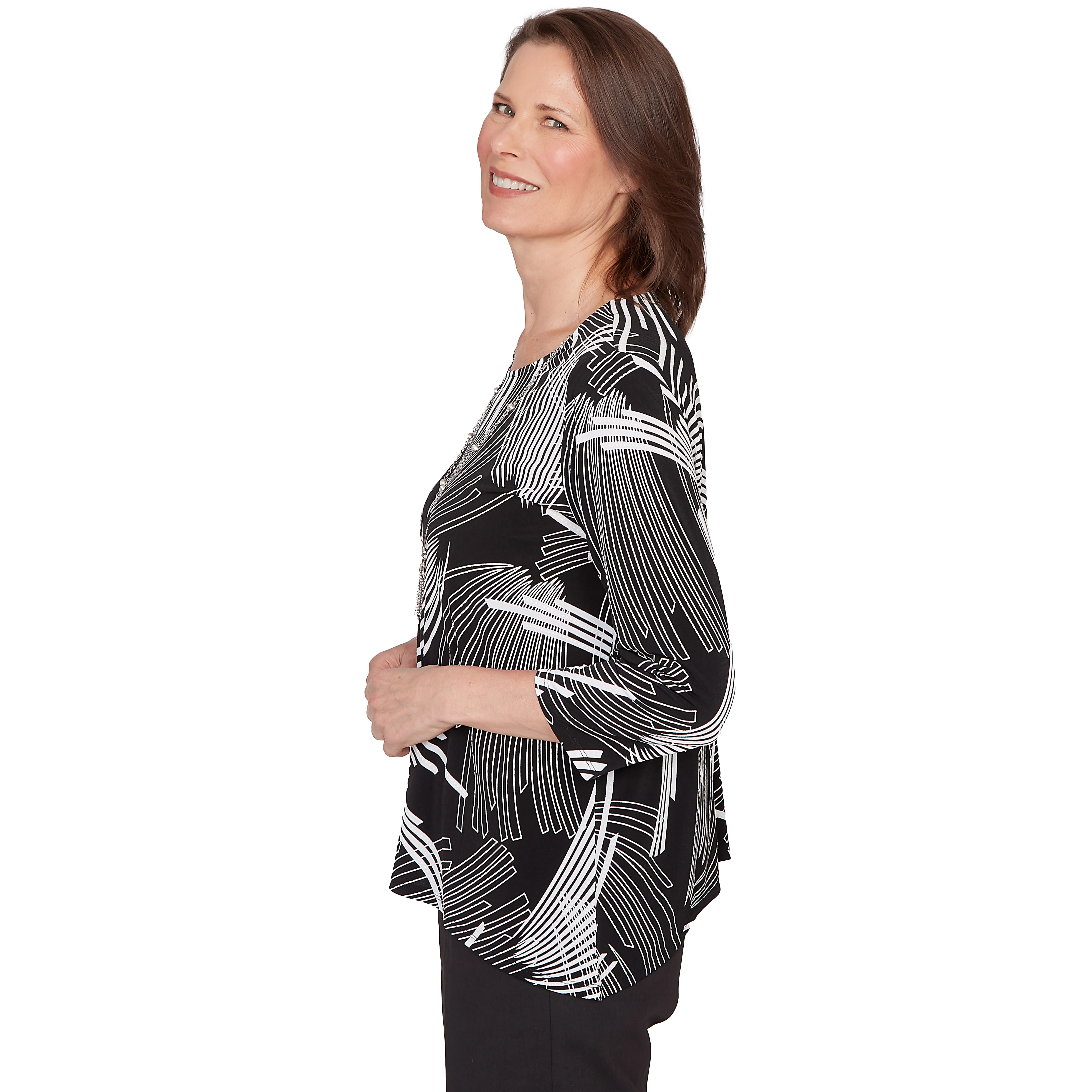 Alfred Dunner Geometric Sharkbite Hem Top with Necklace- Petite - Image 4