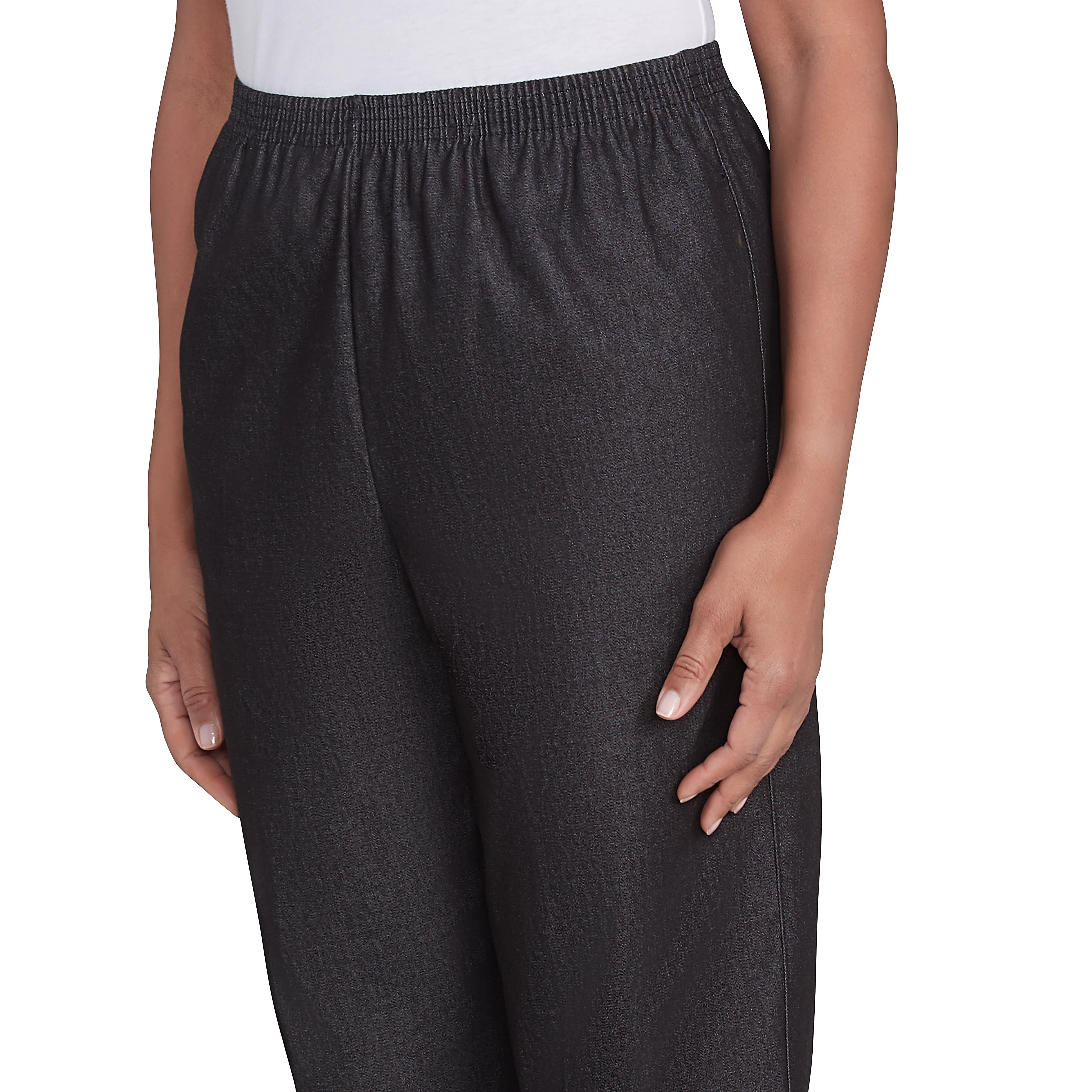 Alfred Dunner Relaxed Fit Denim Capri - Image 5