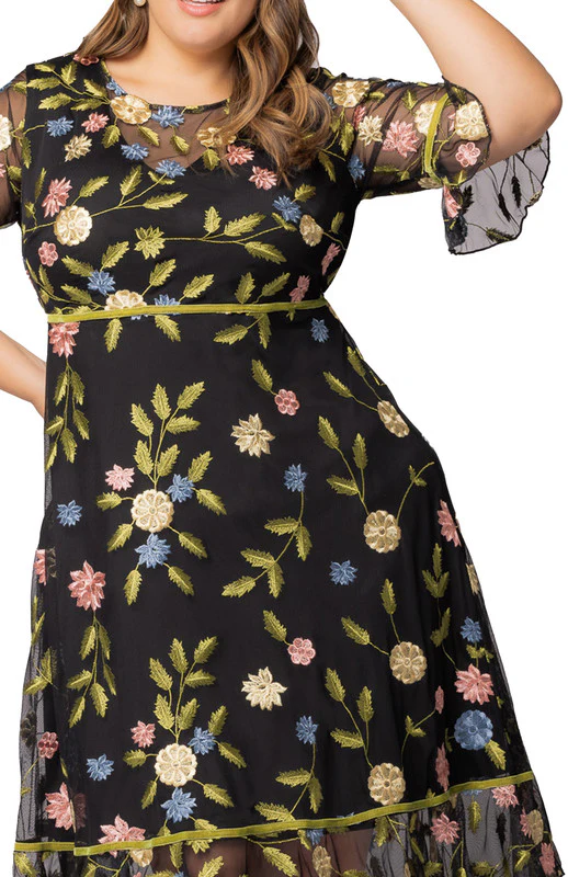 Black Blossom Print Wildflower Embroidered Dress - Plus - Image 4