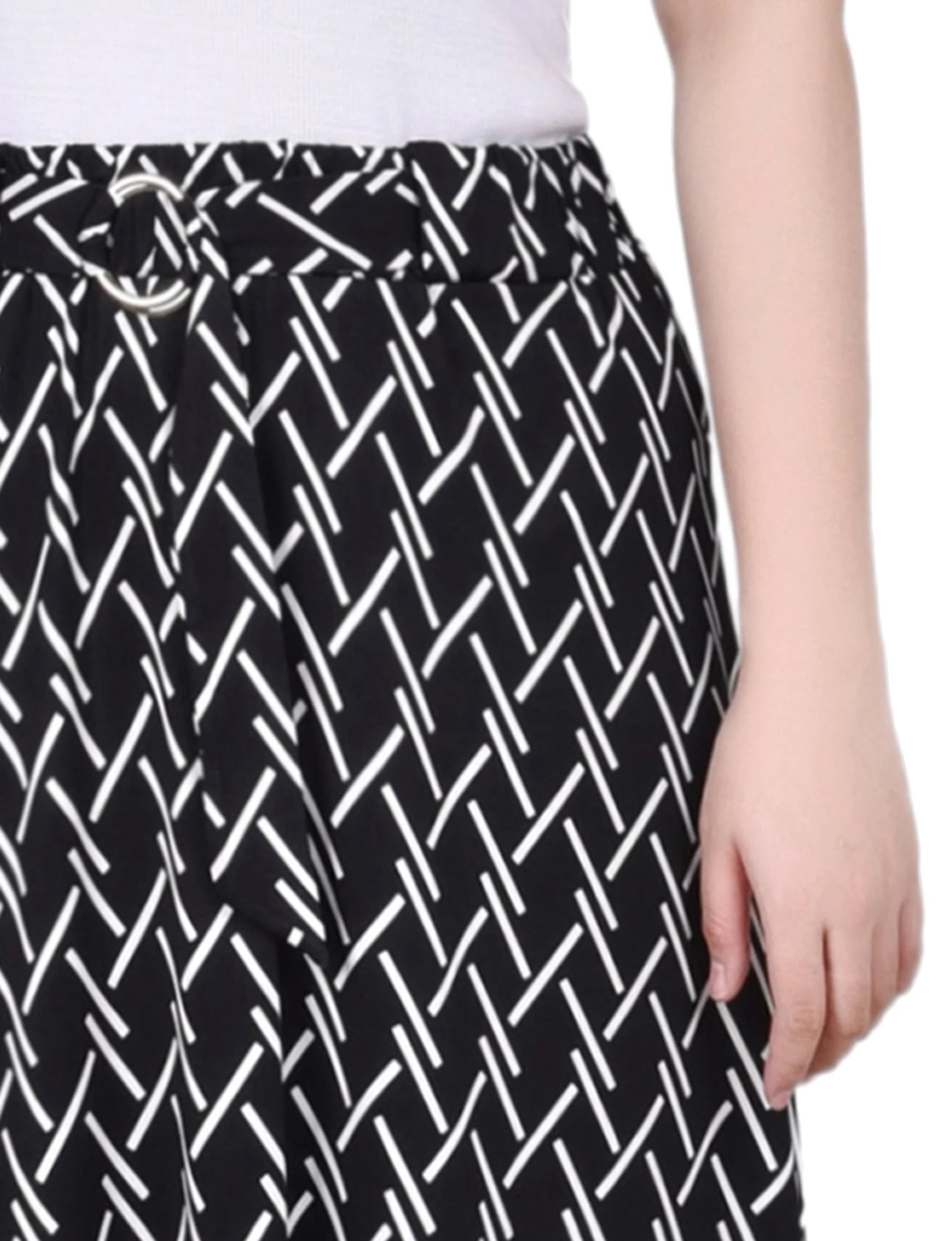 Black White Oblique Ring Detail Midi-Length Skirt - Image 2