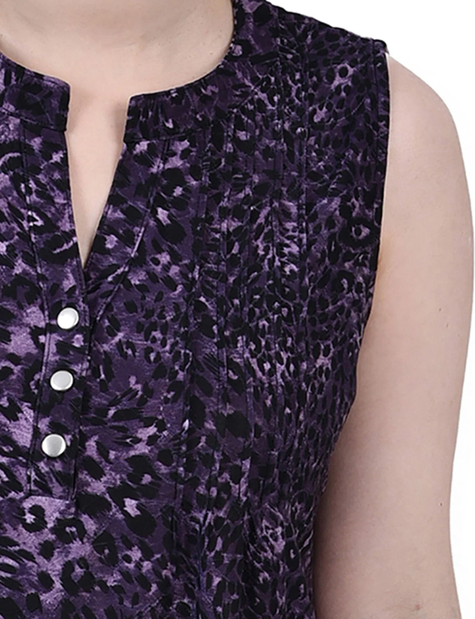 Purple Cheetah Sleeveless Jacquard Y Neck Top - Petite - Image 3