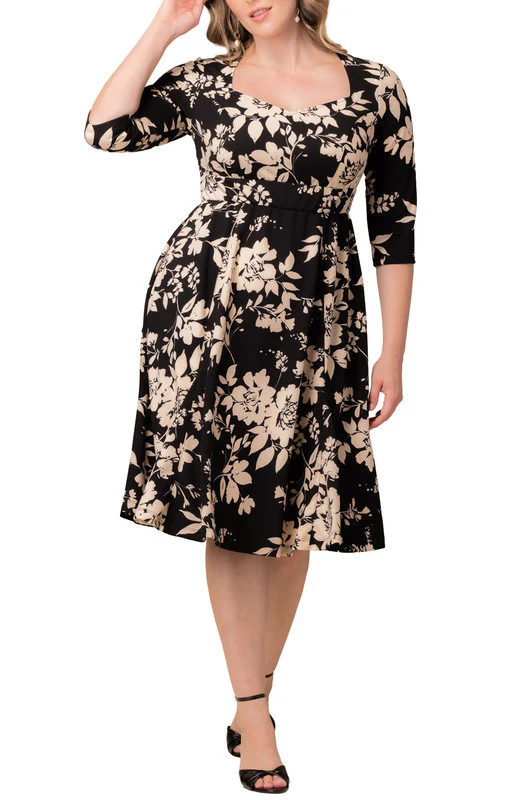 Royal Sweetheart Cocktail Dress - Plus