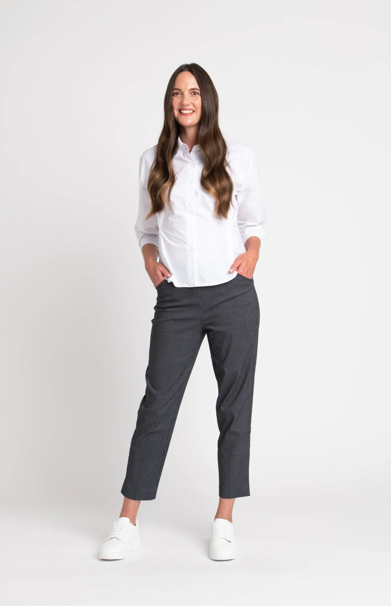 Roz & Ali™ Millennium Black Grid Pull On Ankle Pants - Image 4