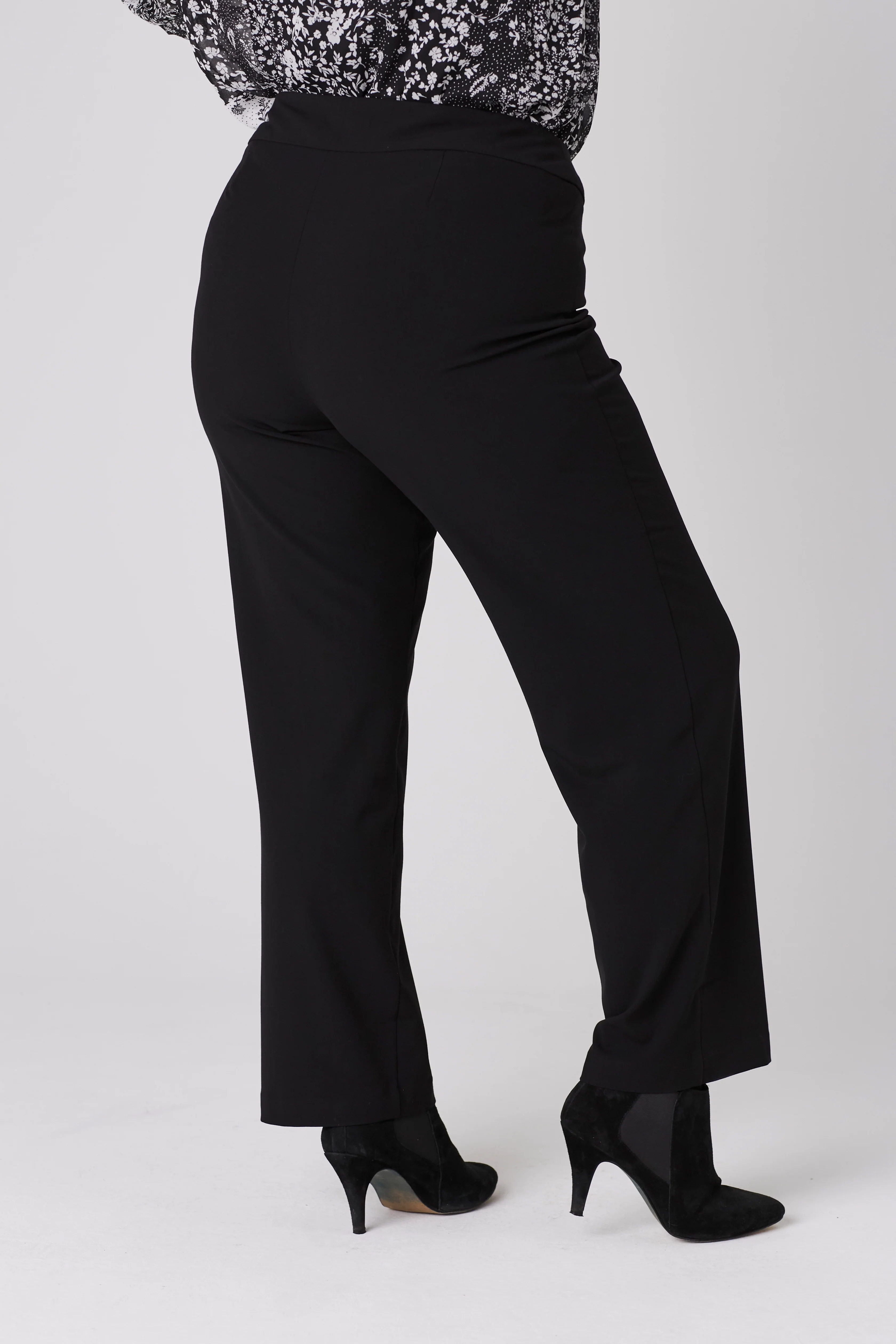 Roz & Ali™ Secret Agent Tummy Control Classic Pants - Plus - Short Length - Image 14