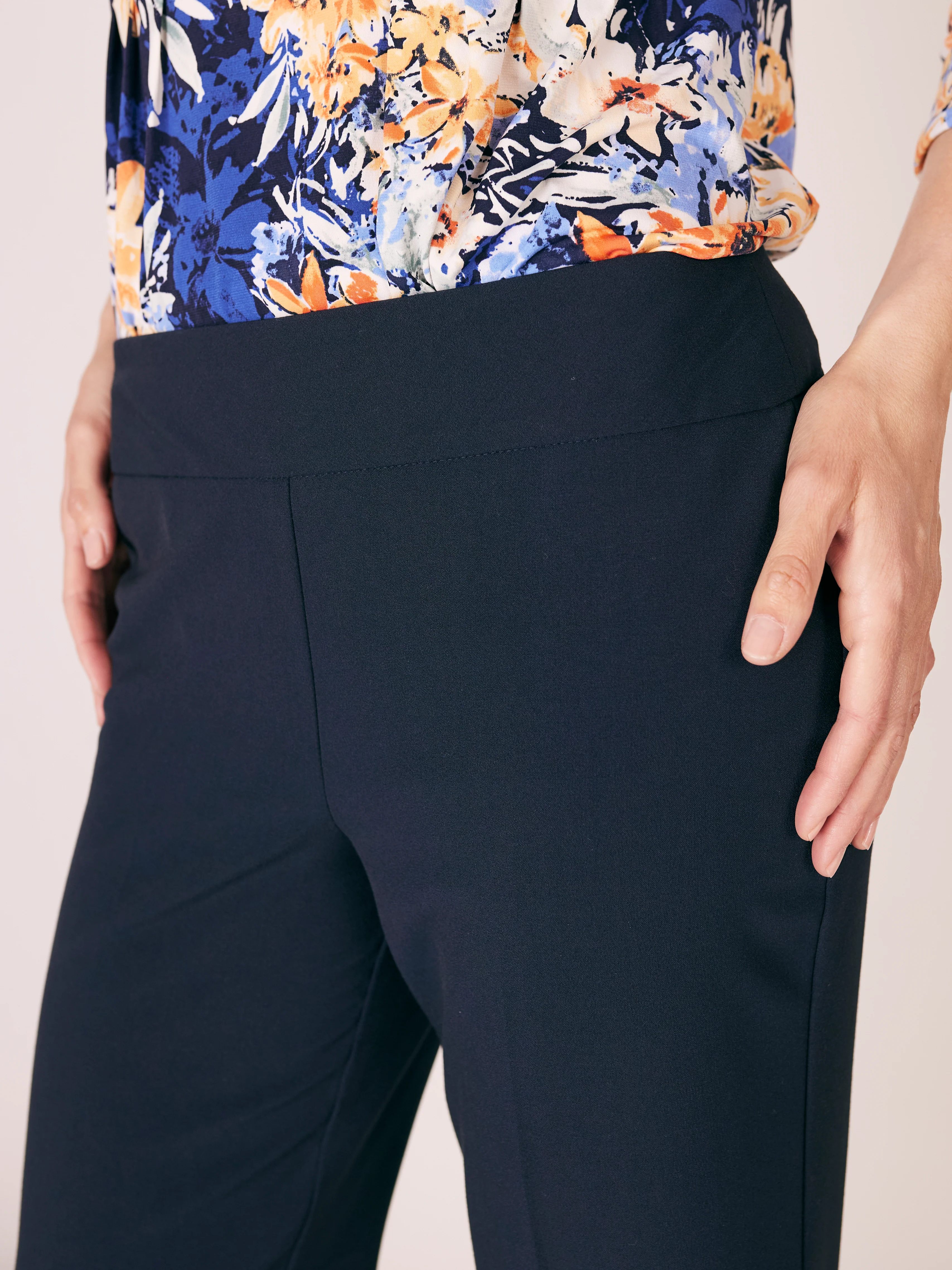 Roz & Ali™ Secret Agent Tummy Control Classic Pants - Tall Length - Image 15