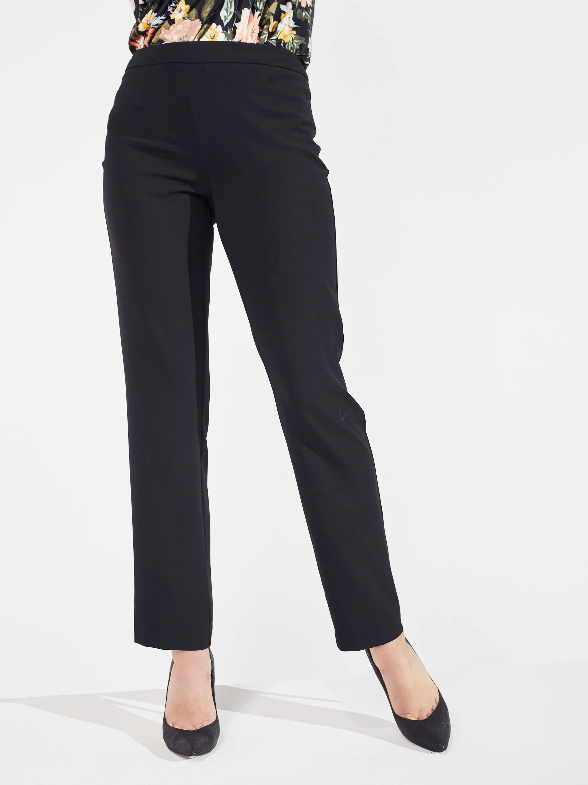 Roz & Ali™ Secret Agent Tummy Control Taper Pants - Image 16