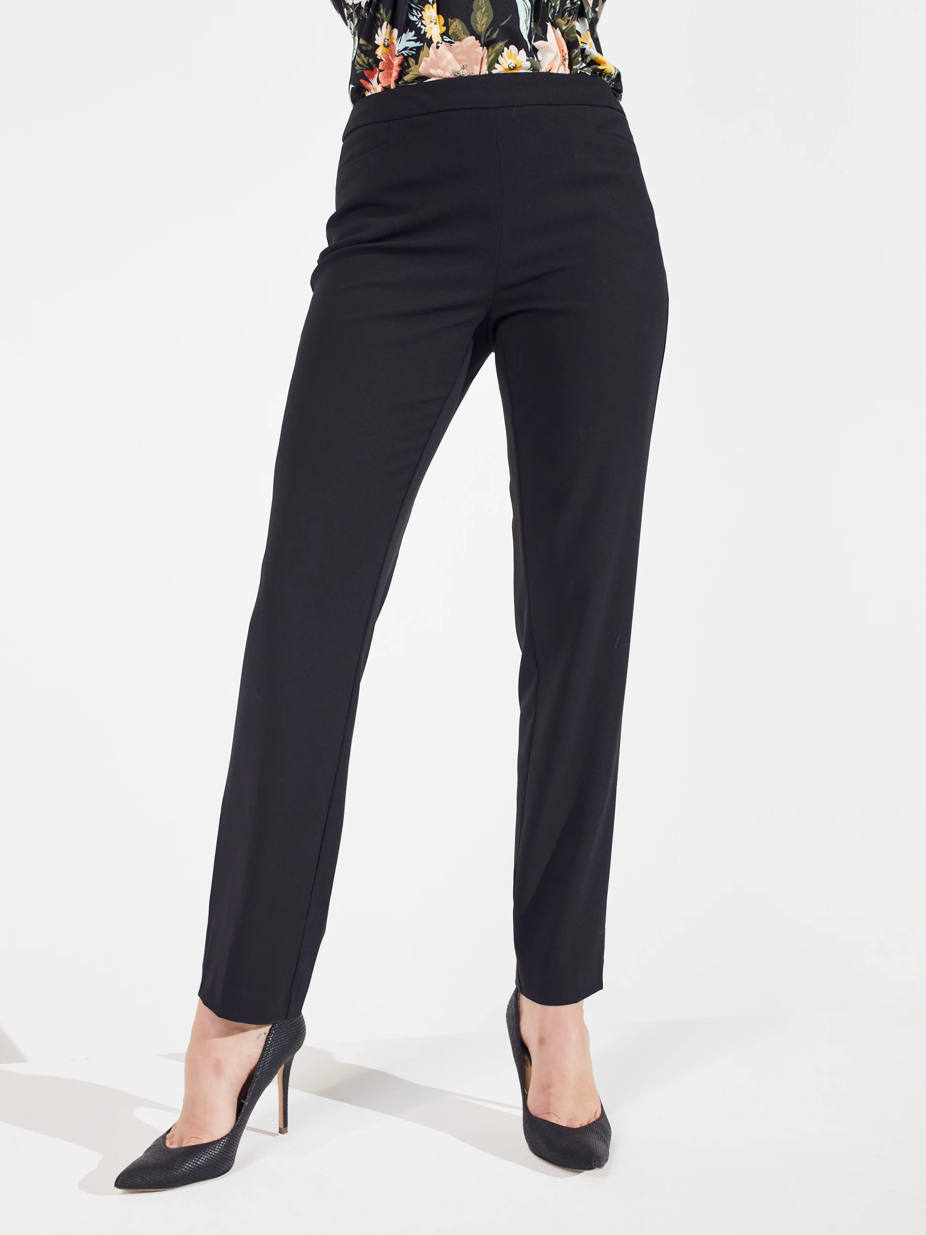 Roz & Ali™ Secret Agent Tummy Control Taper Pants - Image 18