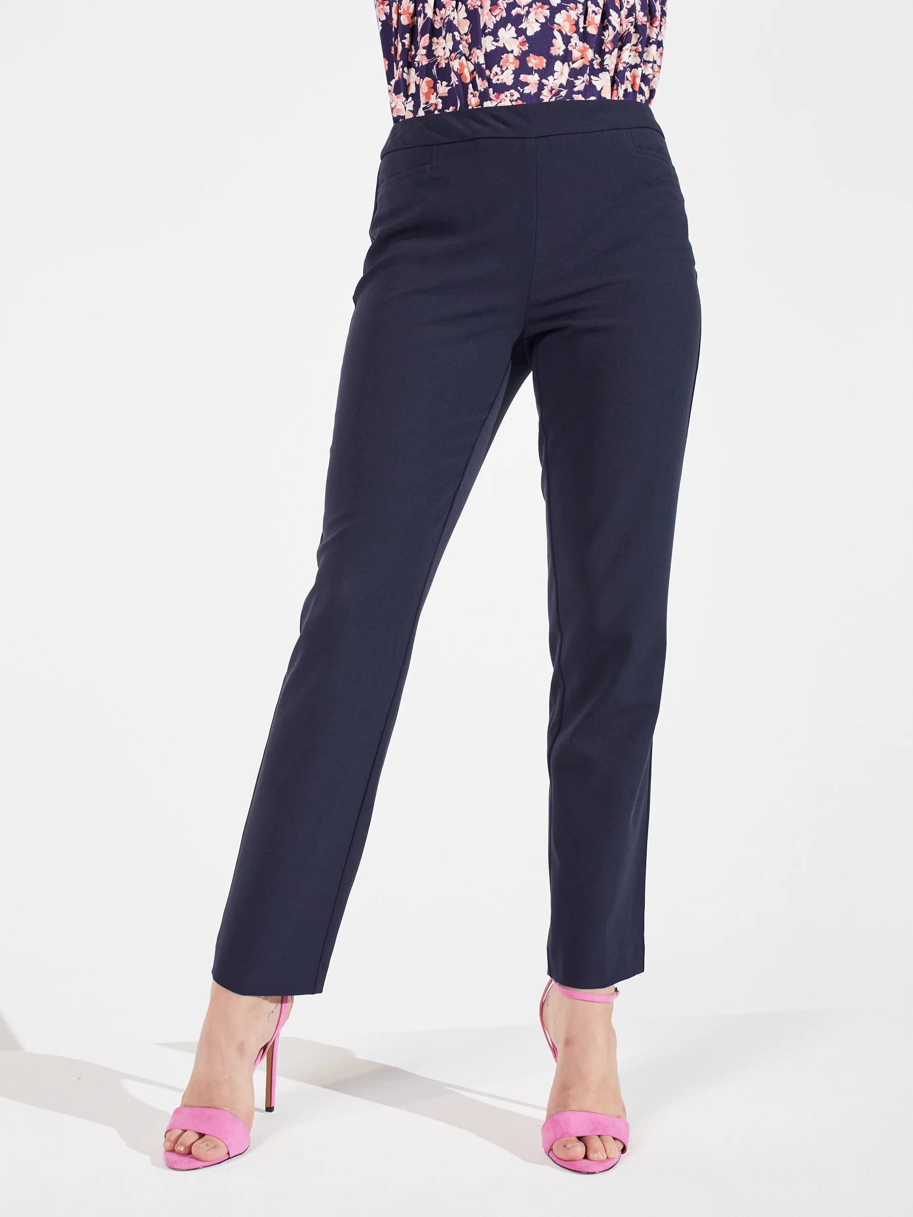 Roz & Ali™ Secret Agent Tummy Control Taper Pants - Image 13