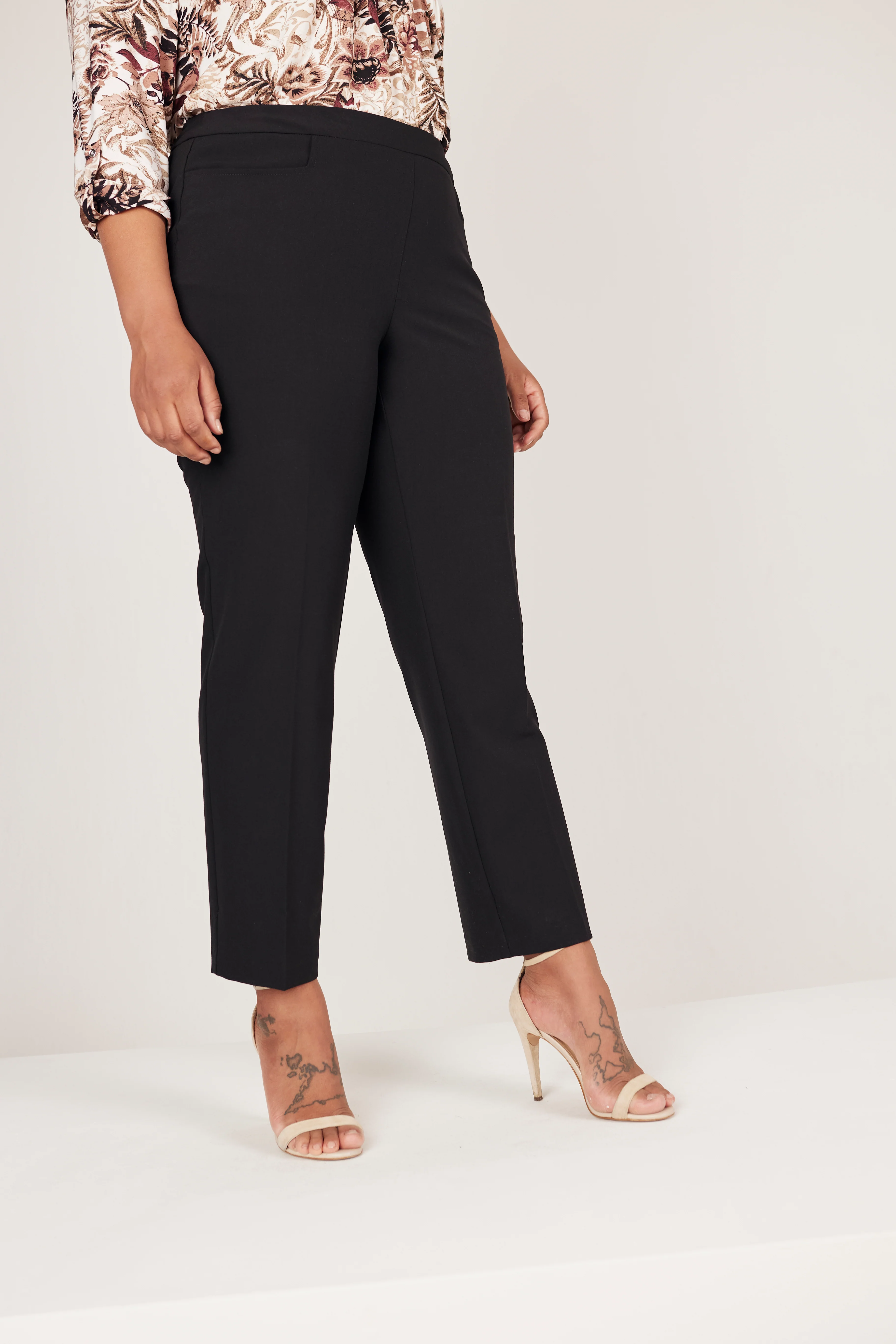 Roz & Ali™ Secret Agent Tummy Control Taper Pants - Plus - Tall Length - Image 9