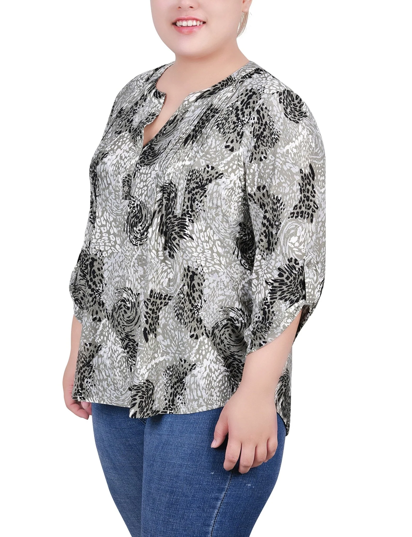 Shadow Black Animal 3/4 Roll Tap Pullover Top - Plus - Image 2