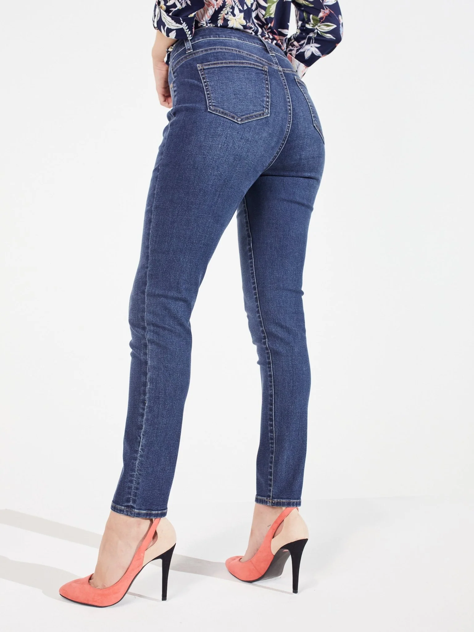 Westport Signature Skinny 5 Pocket Denim Jean-Petite - Image 5