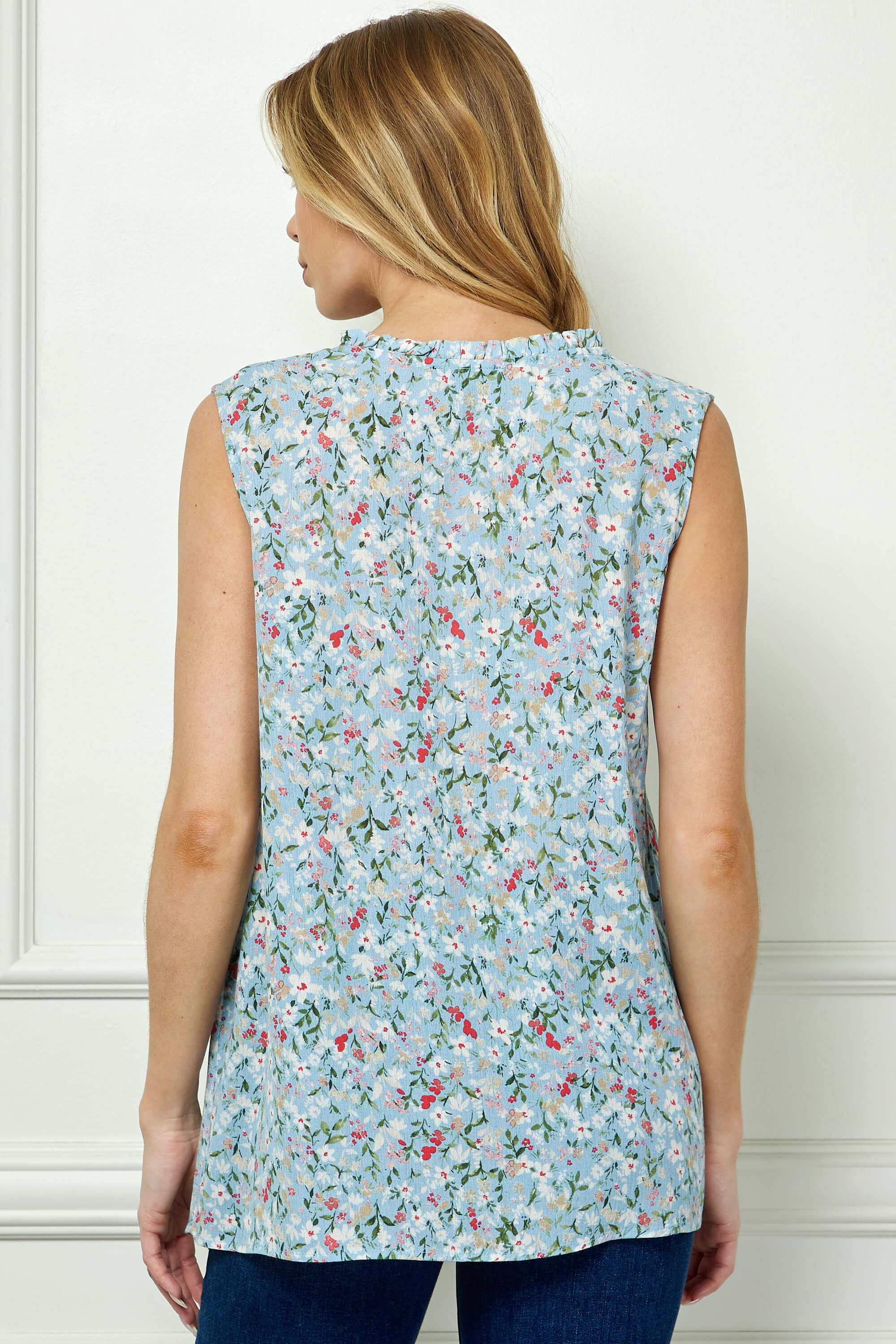 Sleeveless Ruffle Neck Tassel Blouse in Blue - Image 4