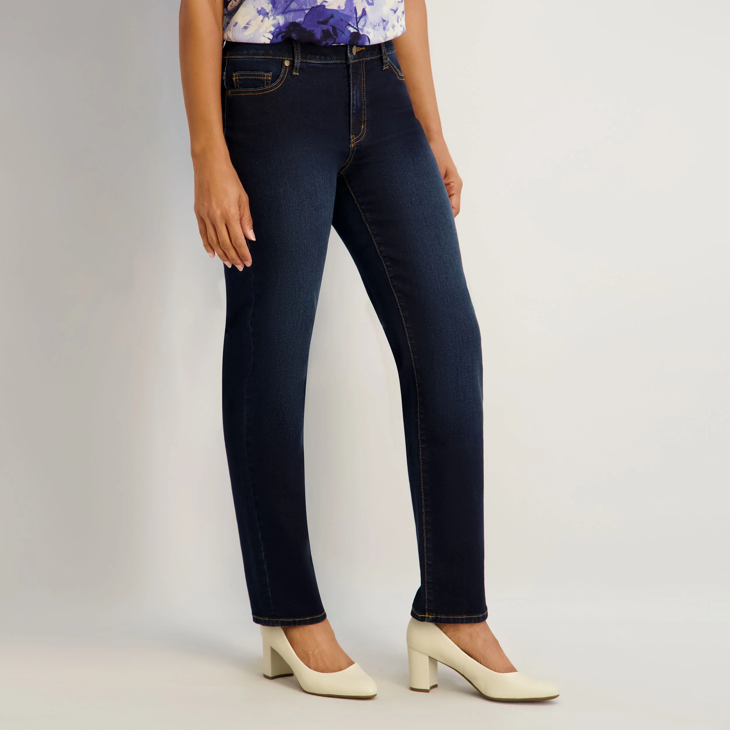 Westport Signature Straight Leg in Rinse - Image 3