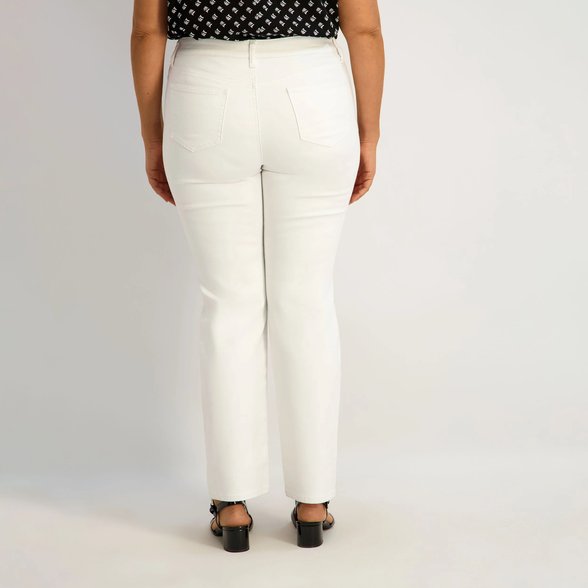 Westport Signature Straight Leg in White - Plus - Image 4