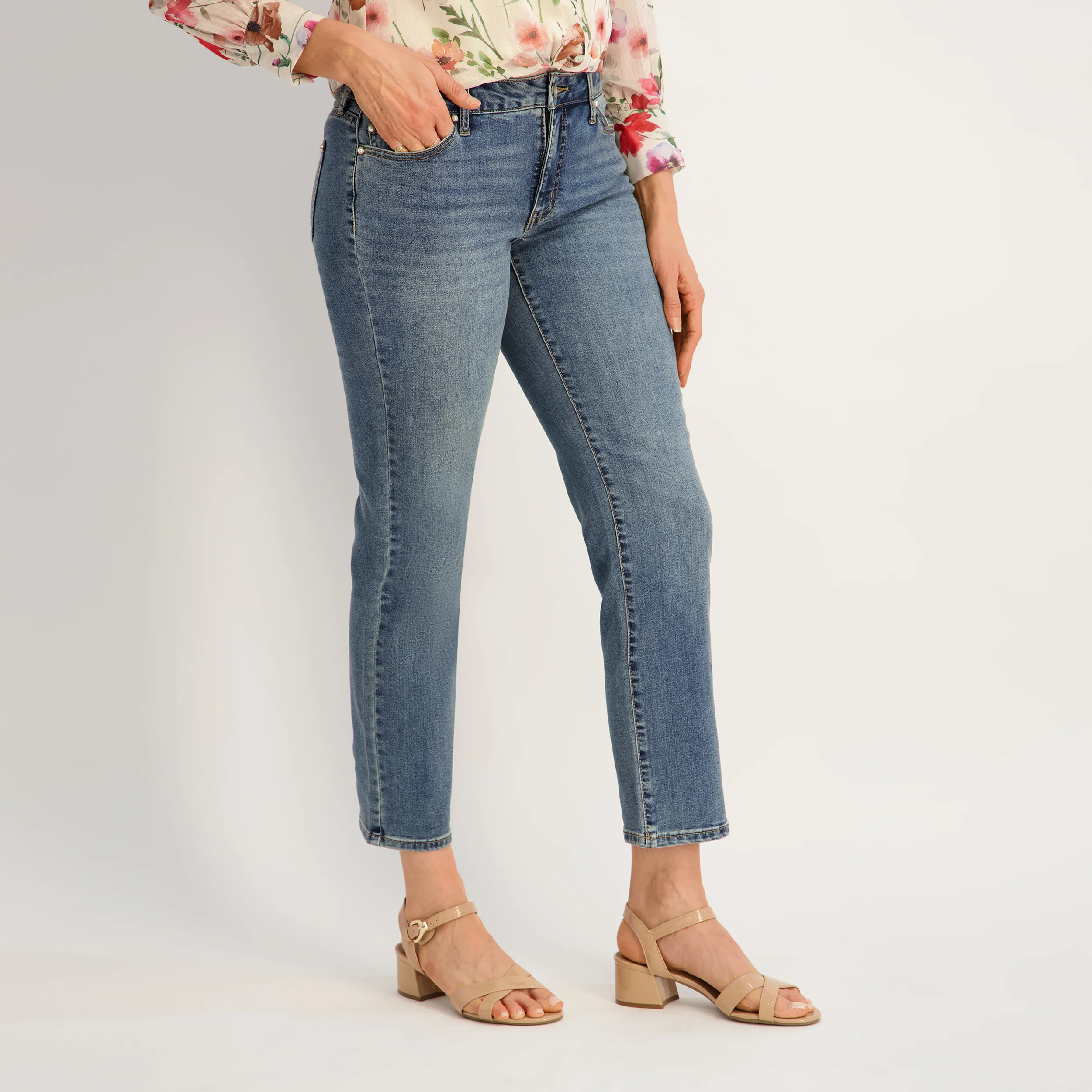 Westport Signature Straight Leg Pearl Rivet Denim Jeans - Image 3